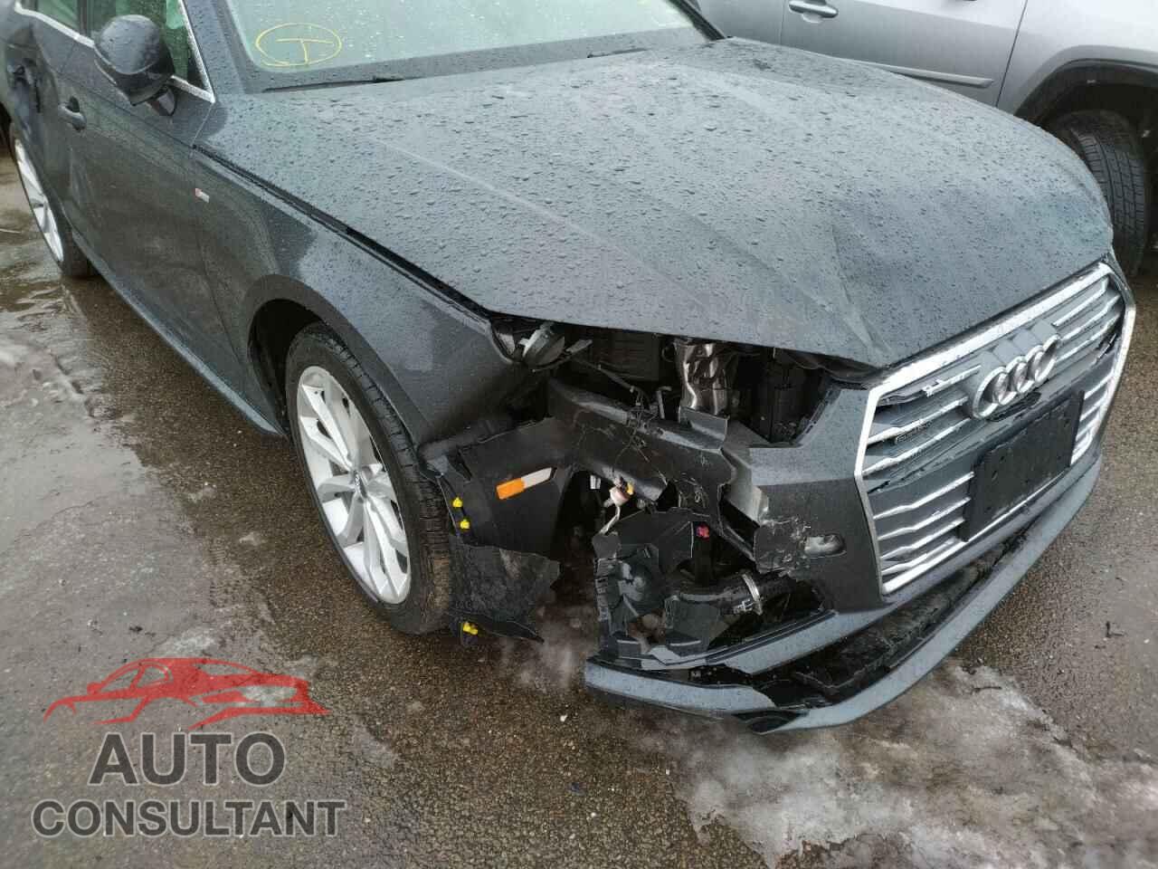 AUDI A4 2019 - WAUDNAF44KN012979