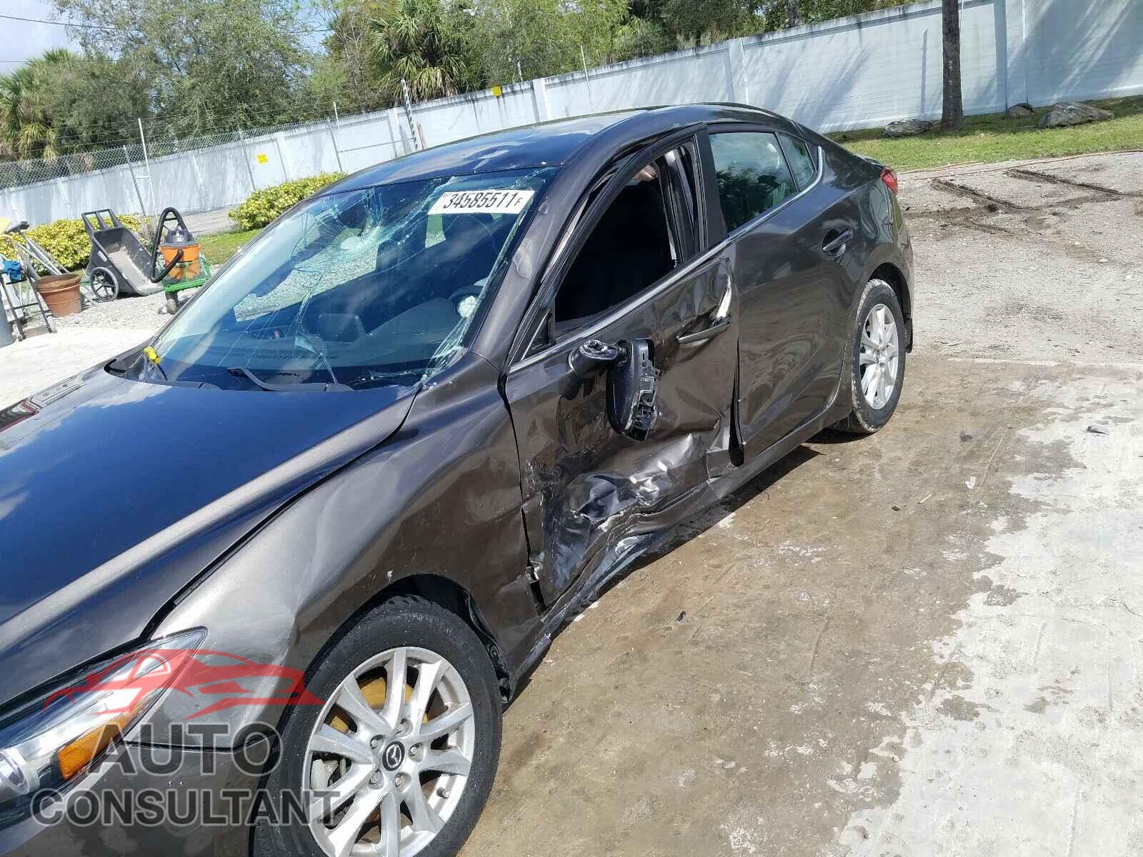 MAZDA 3 2017 - 3MZBN1U71HM156027
