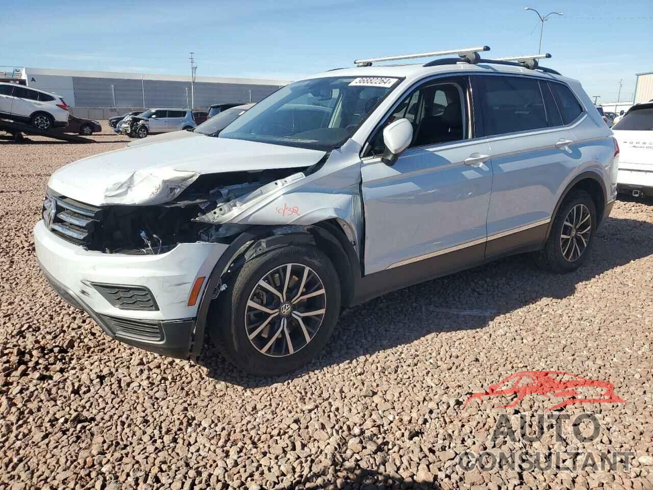 VOLKSWAGEN TIGUAN 2018 - 3VV2B7AX1JM200683