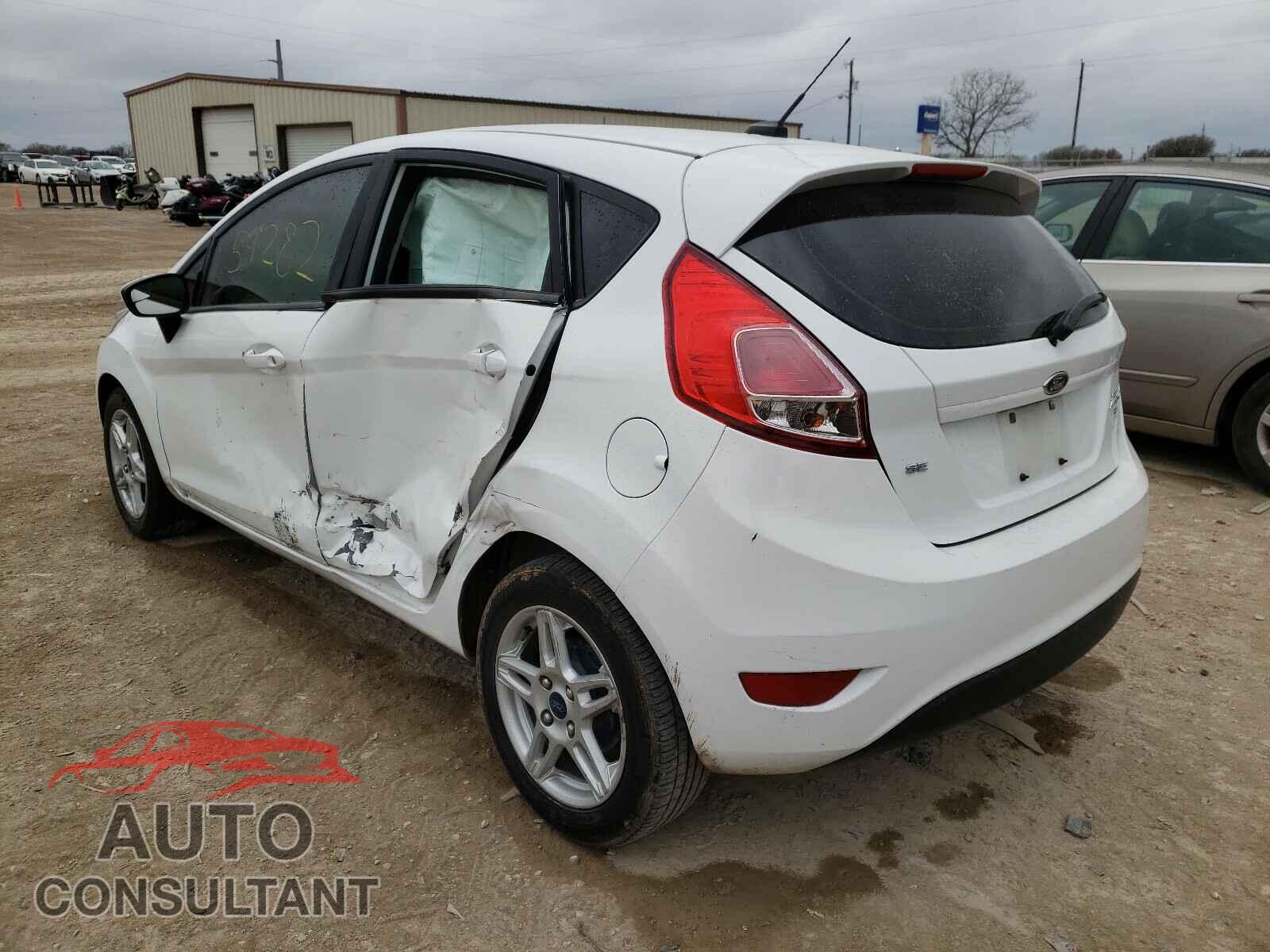 FORD FIESTA 2017 - 3FADP4EJ6HM129185