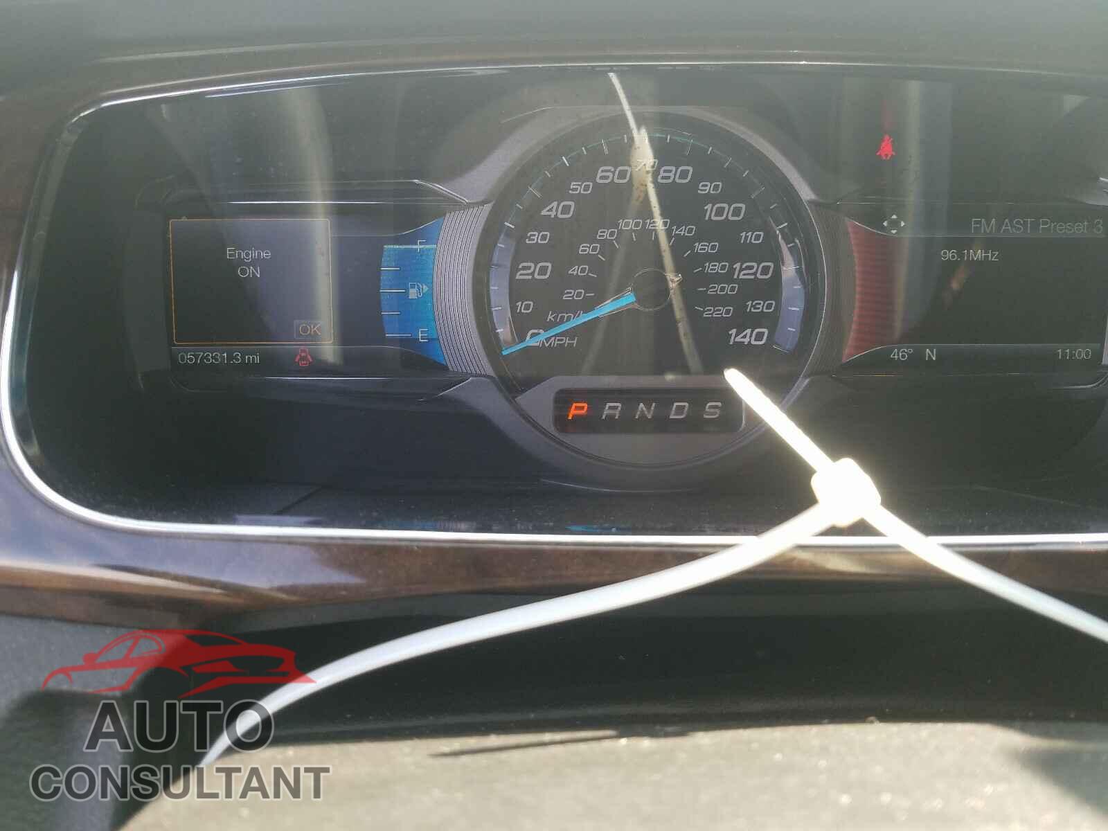 FORD TAURUS 2017 - 1FAHP2F8XHG102096