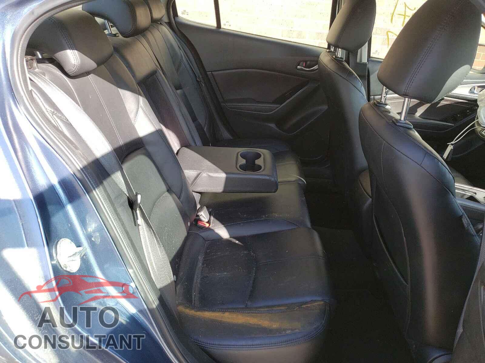 MAZDA 3 2017 - 3MZBN1V76HM110918
