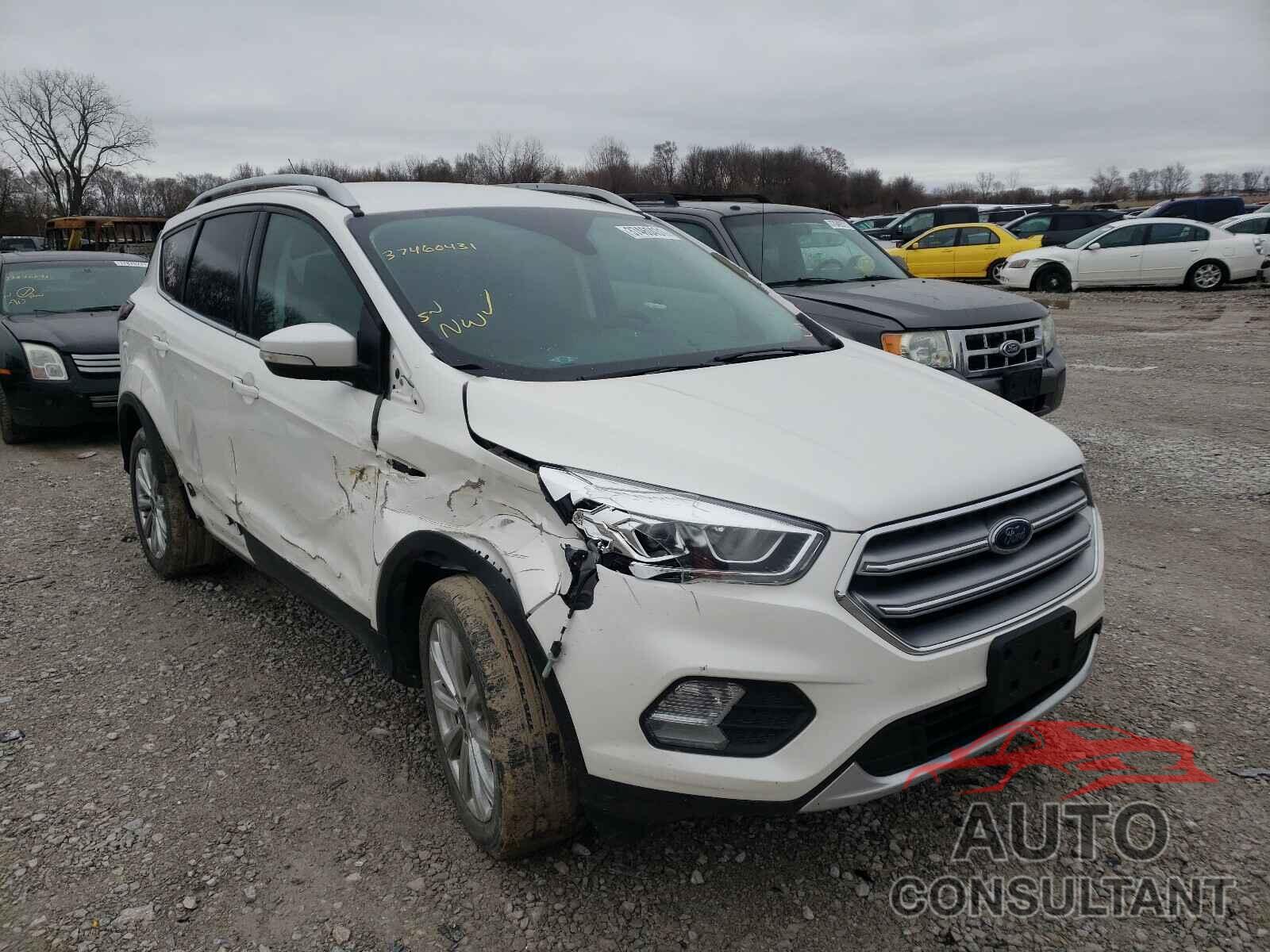 FORD ESCAPE 2017 - 1FMCU9JD8HUE34089