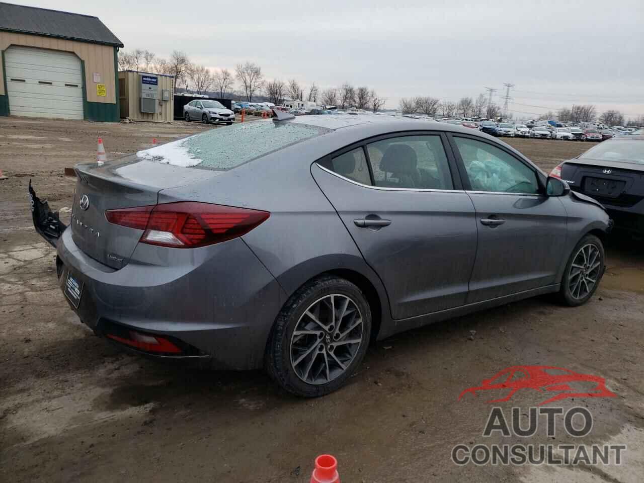 HYUNDAI ELANTRA 2019 - 5NPD84LF3KH465234