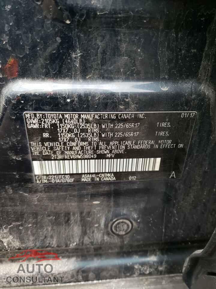 TOYOTA RAV4 2017 - 2T3RFREV6HW598049
