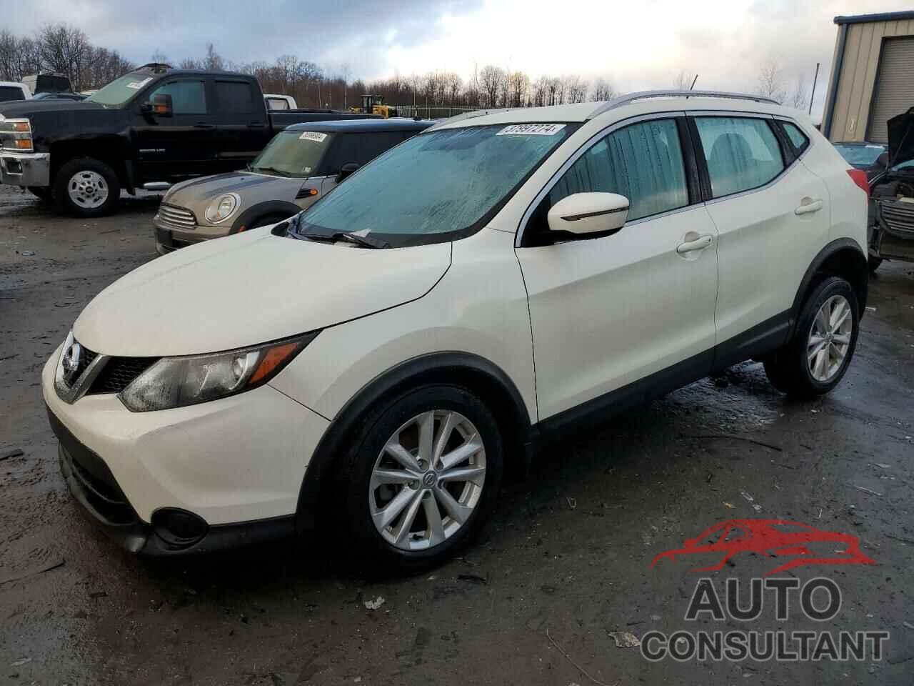 NISSAN ROGUE 2017 - JN1BJ1CR1HW120696