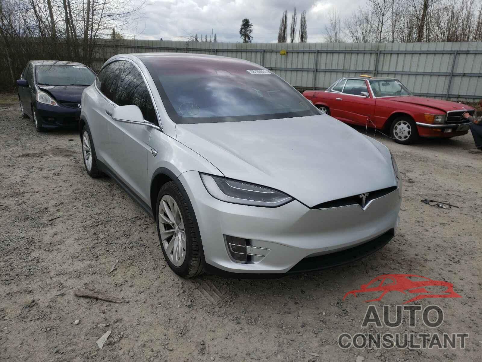 TESLA MODEL X 2017 - 5YJXCDE27HF056439