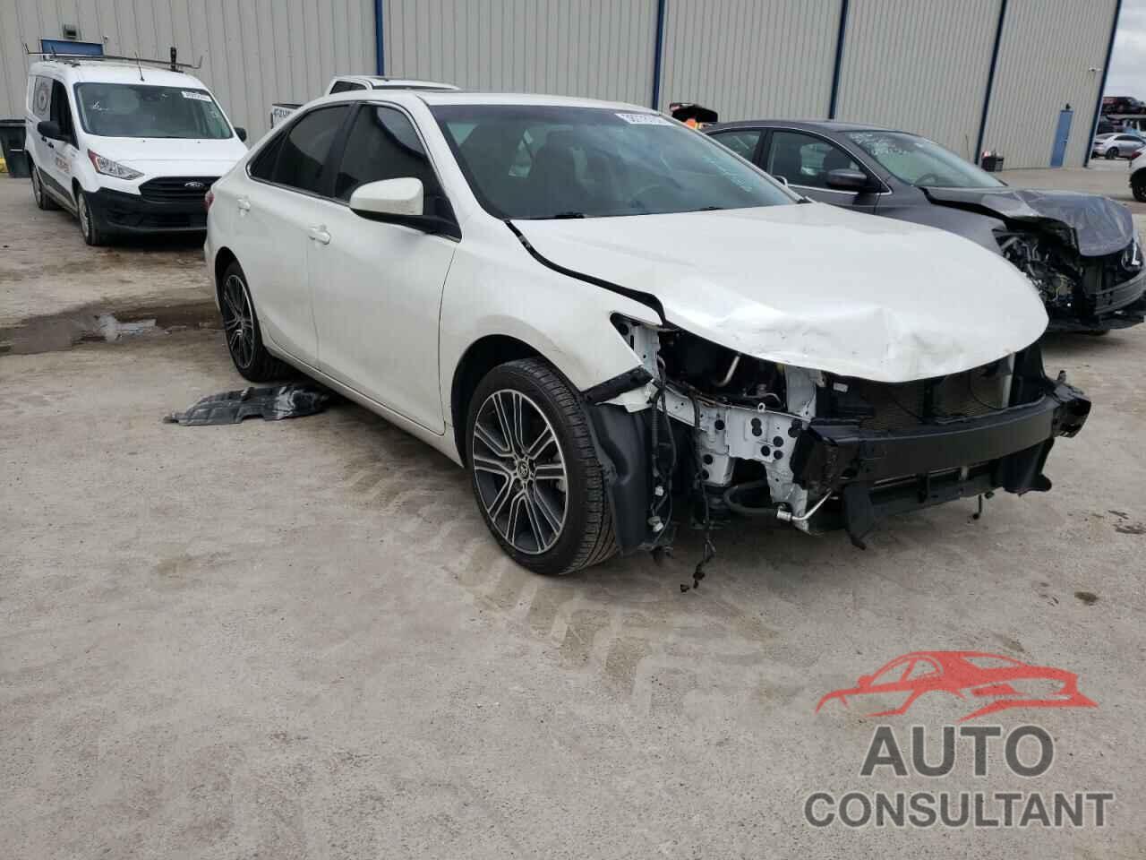 TOYOTA CAMRY 2016 - 4T1BF1FK3GU158577