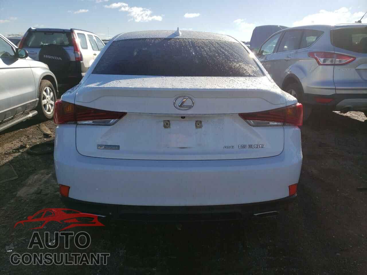 LEXUS IS 2018 - JTHC81D28J5029031