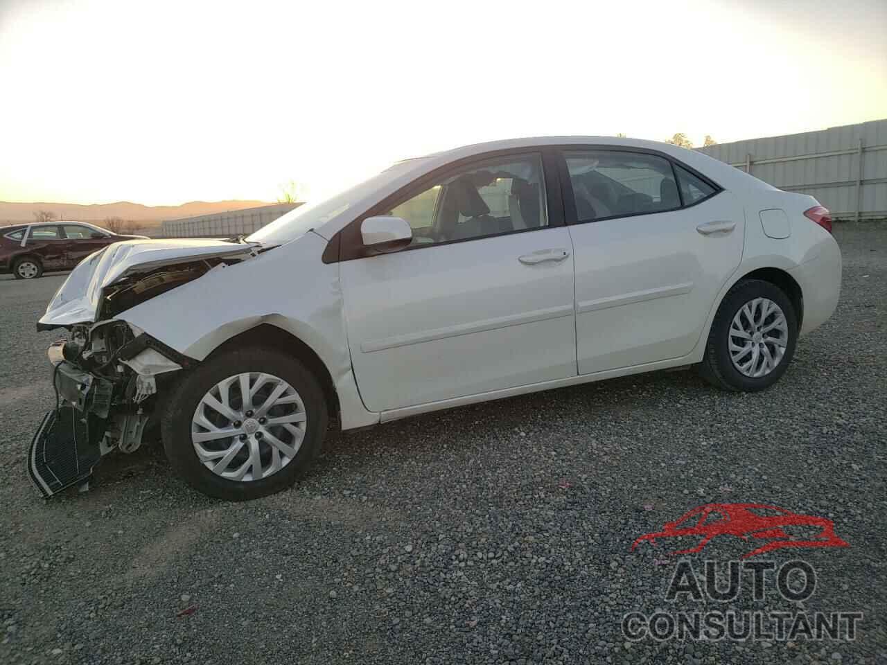 TOYOTA COROLLA 2017 - 5YFBURHE5HP679282