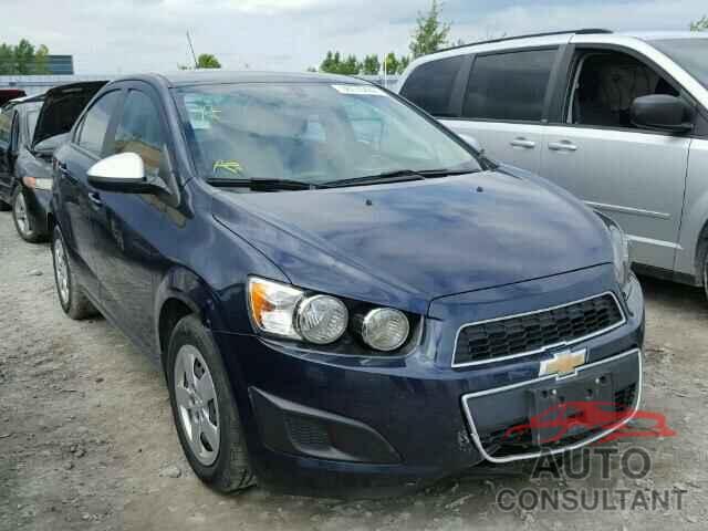 CHEVROLET SONIC 2015 - 1G1JA5SH2F4123567