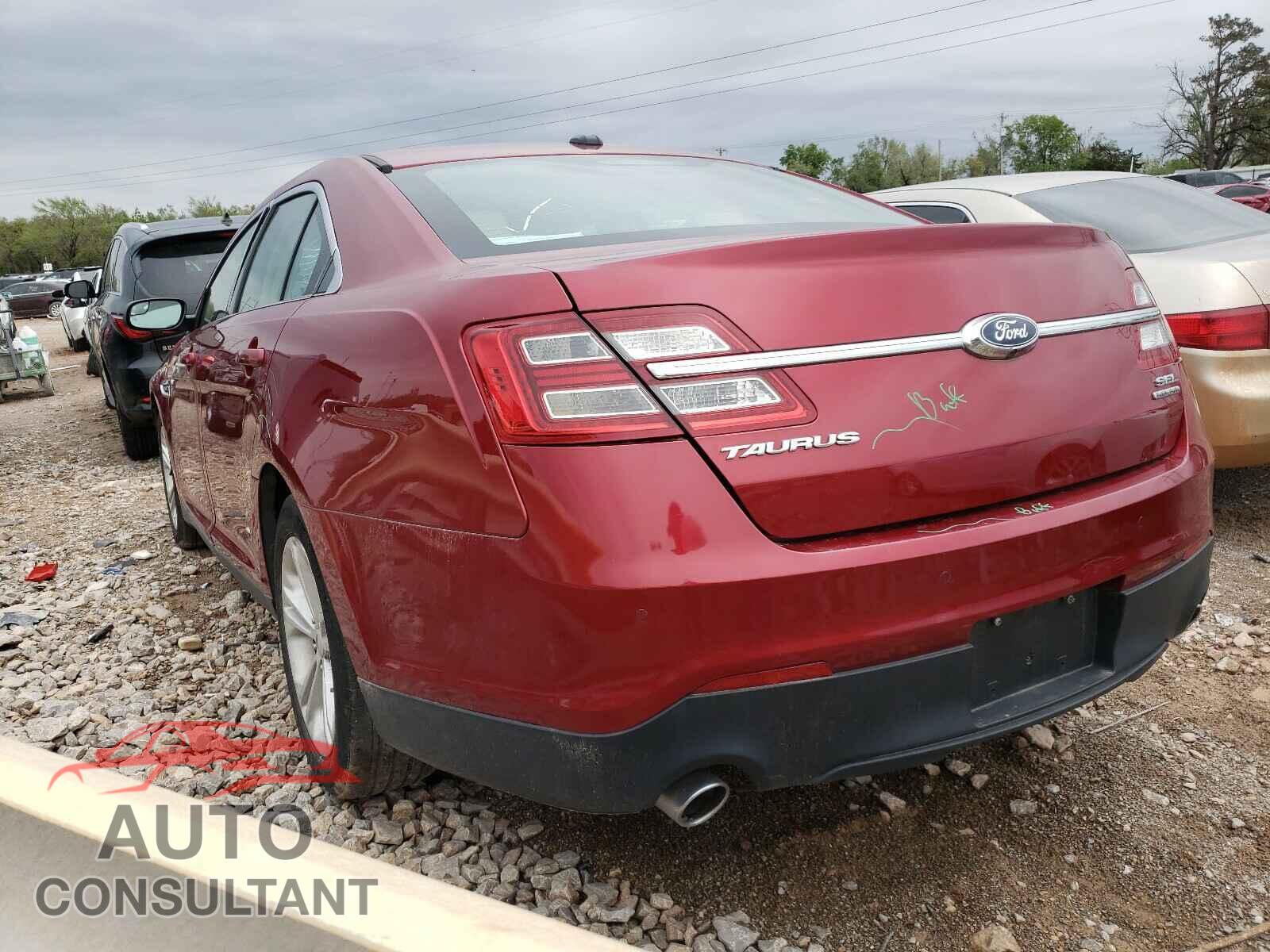 FORD TAURUS 2017 - 1FAHP2E83HG137533