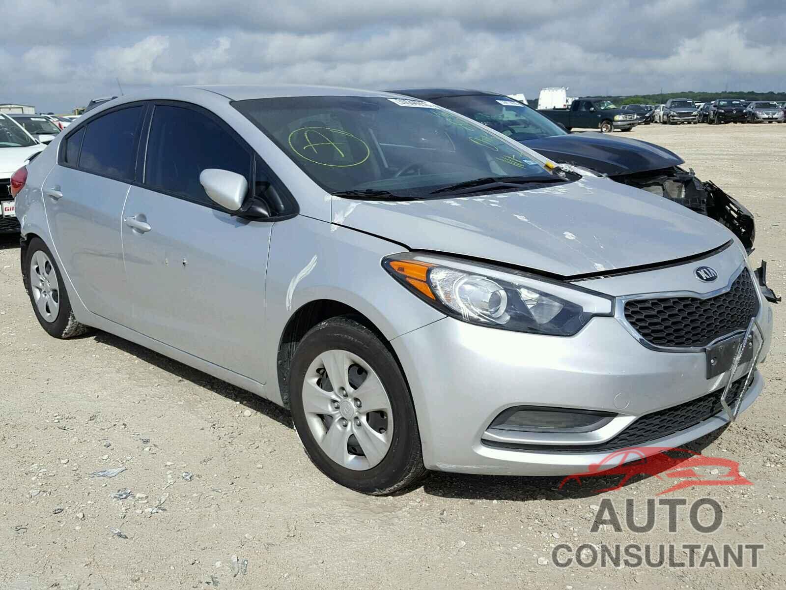 KIA FORTE 2015 - KNAFK4A60F5428819