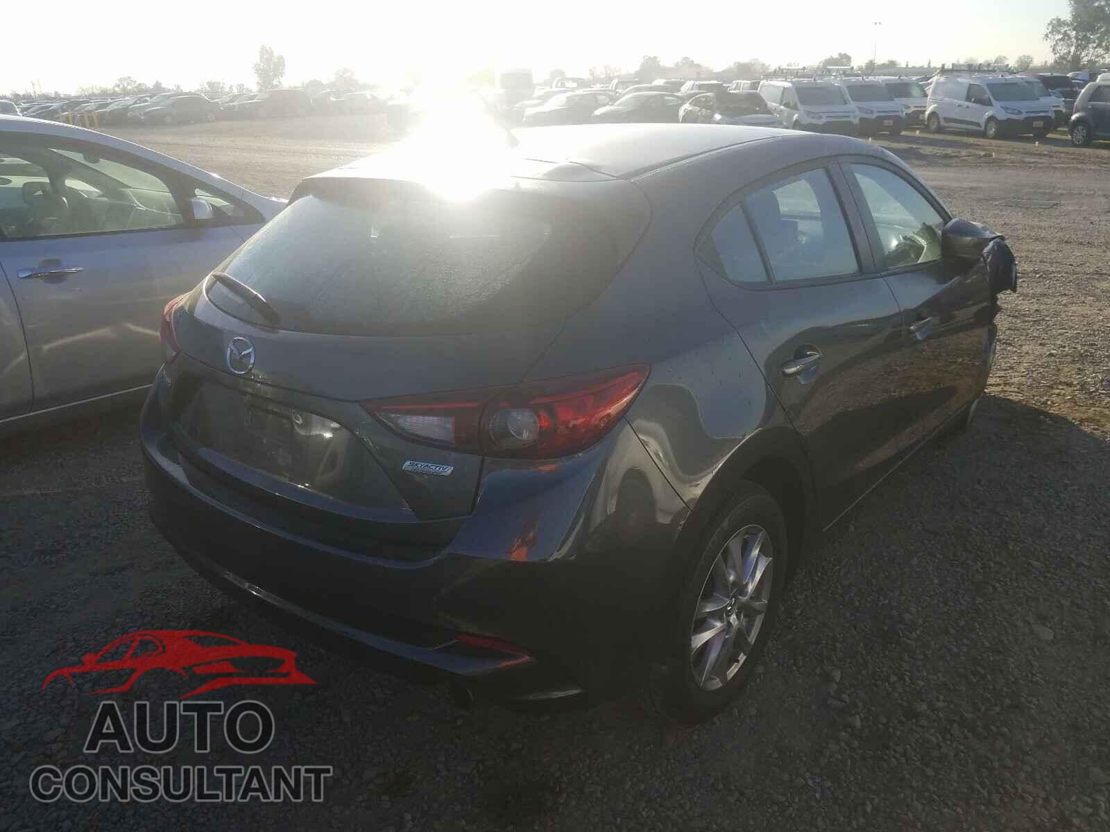 MAZDA 3 2017 - JM1BN1K79H1102963