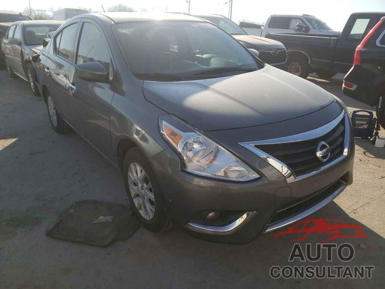 NISSAN VERSA 2017 - 3N1CN7AP5HL877992