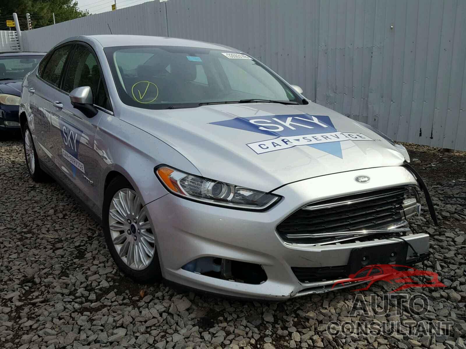 FORD FUSION 2015 - 3FA6P0UU9FR155969