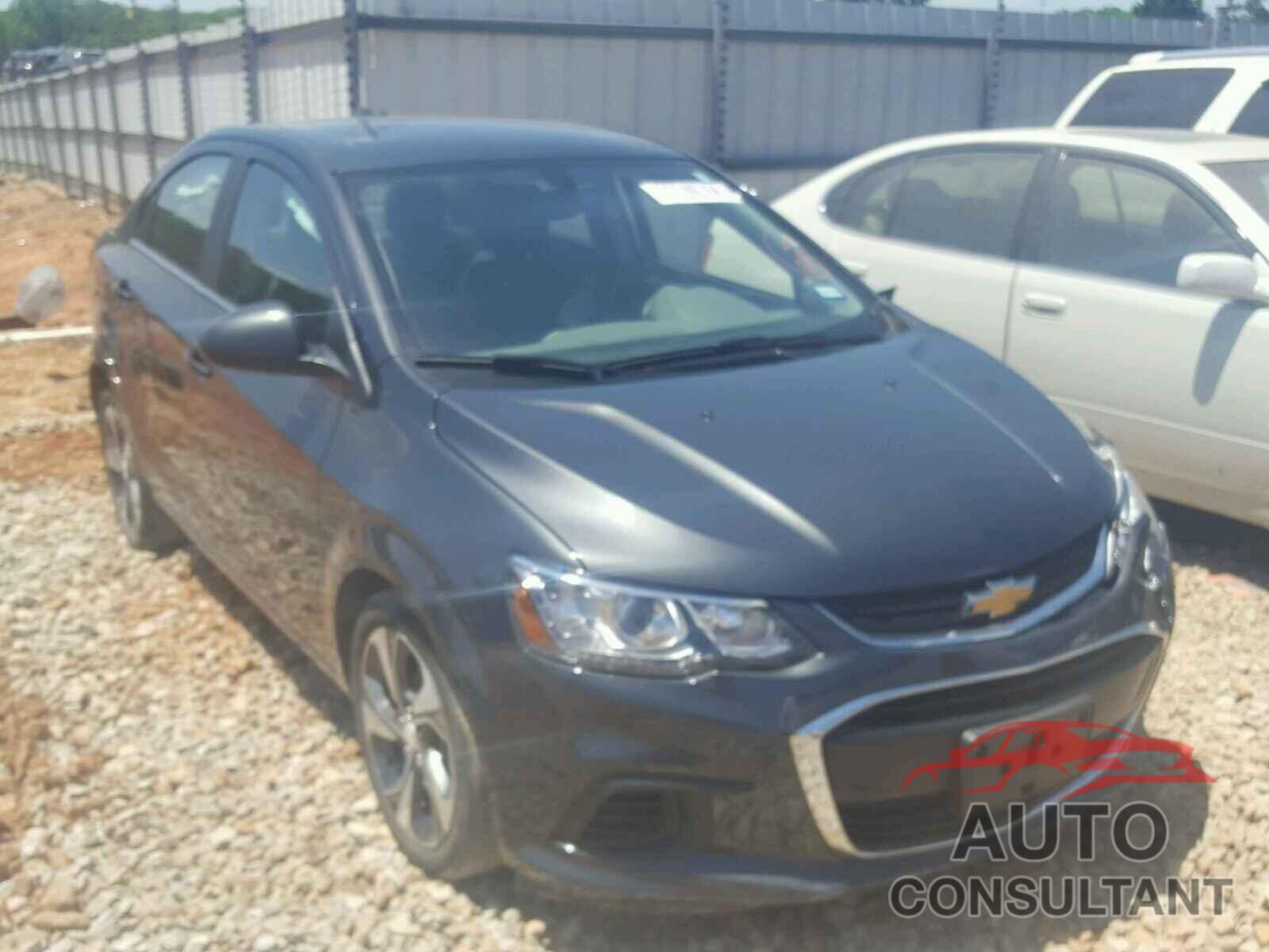 CHEVROLET SONIC 2017 - 1G1JF5SB7H4135682