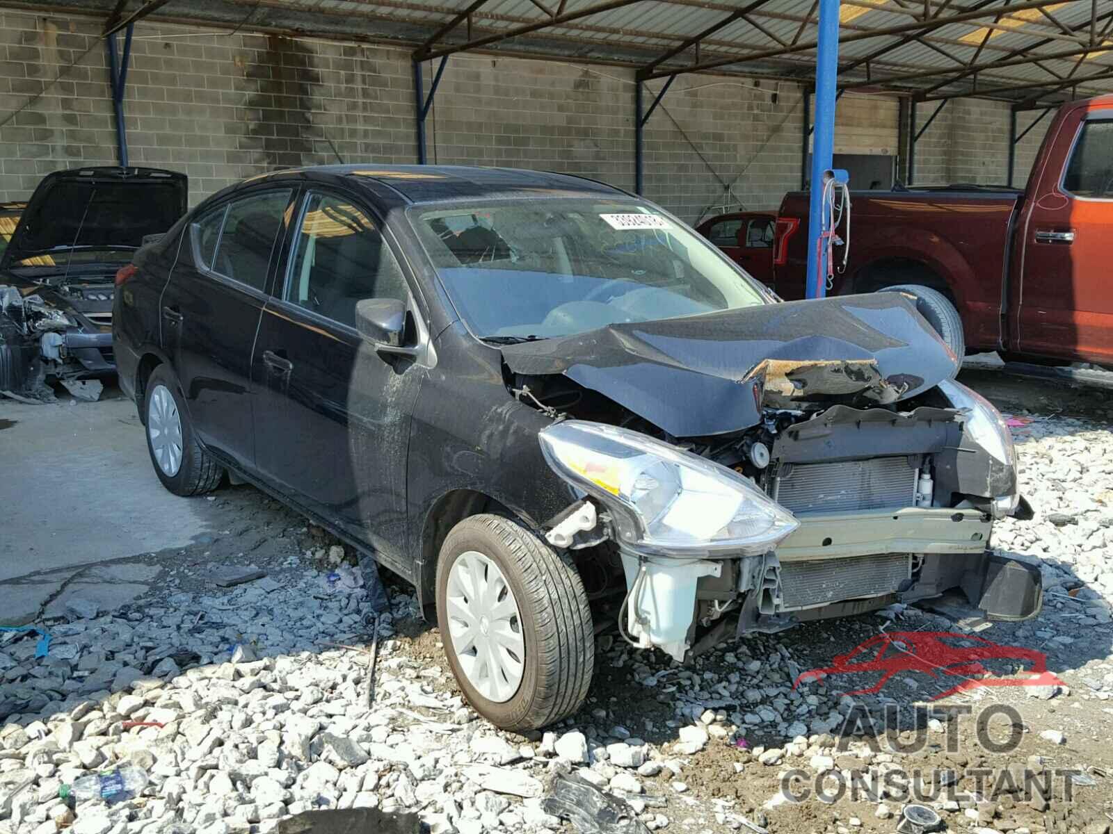 NISSAN VERSA 2017 - 3N1CN7AP0HL853485