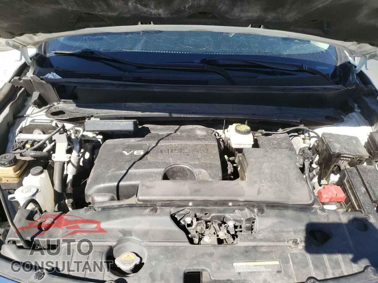 NISSAN PATHFINDER 2017 - 5N1DR2MN0HC686118