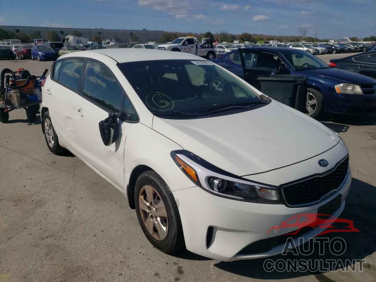 KIA FORTE 2018 - KNAFK5A8XJ5774098