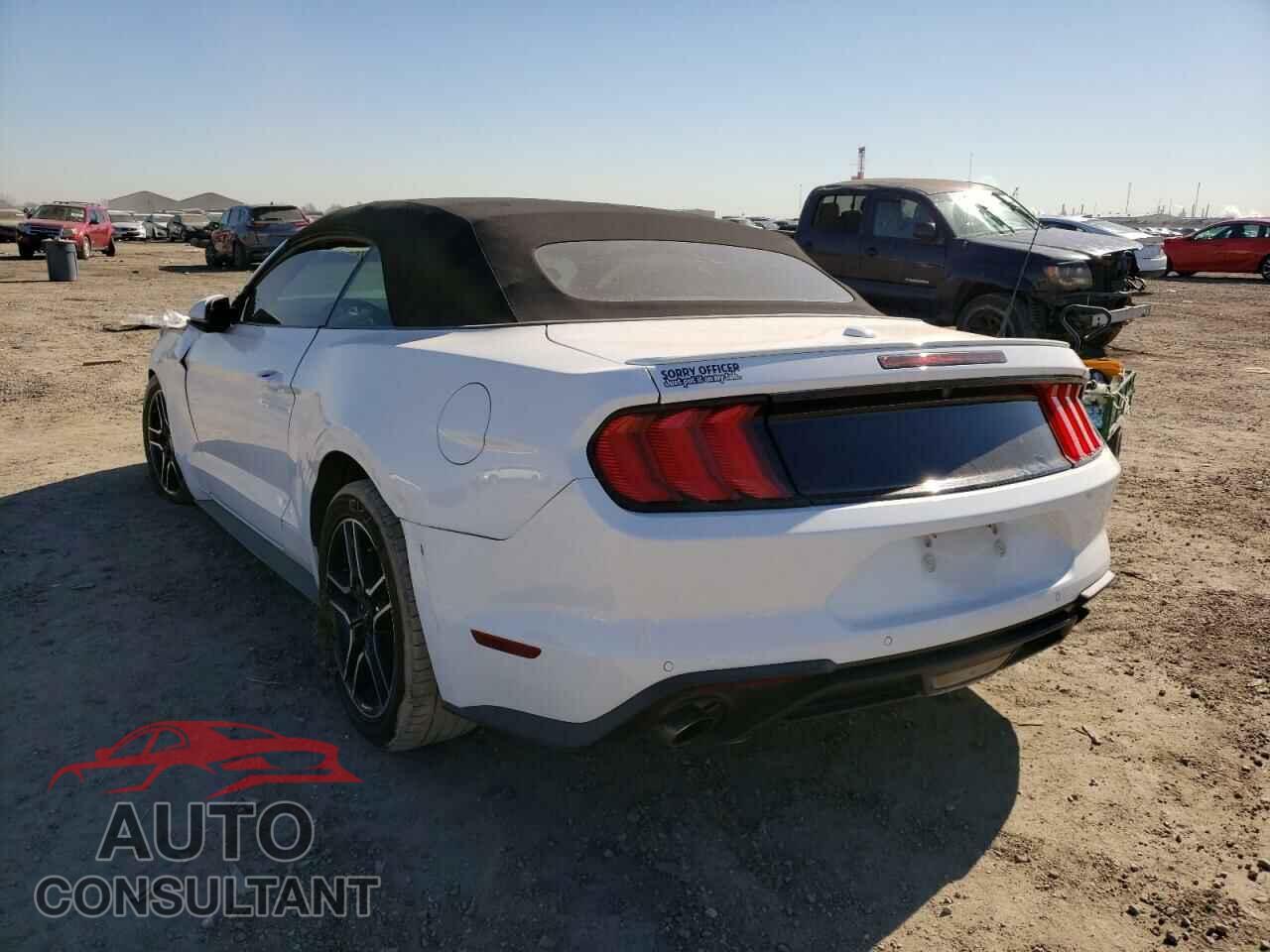 FORD MUSTANG 2018 - 1FATP8UH2J5145249