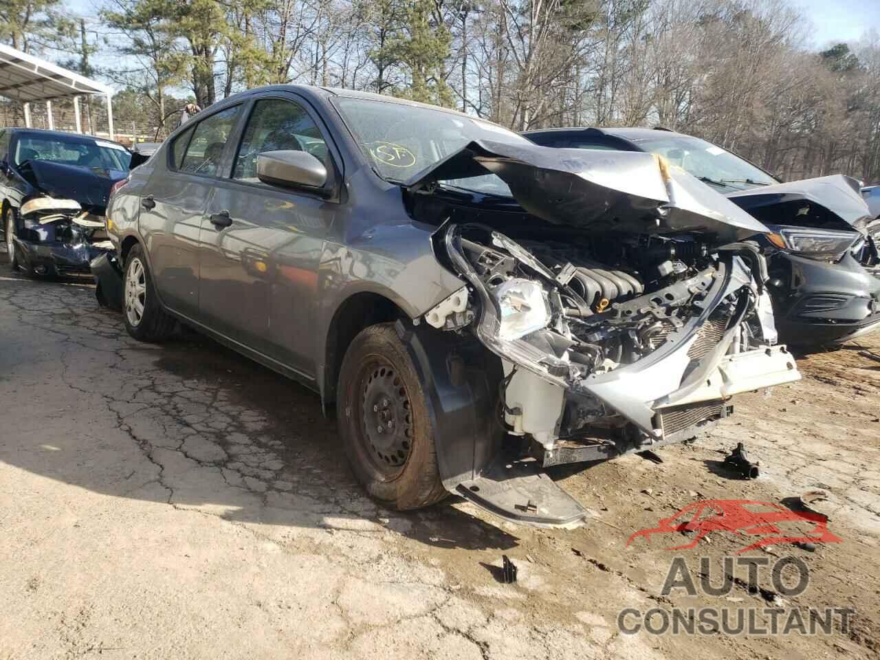 NISSAN VERSA 2018 - 3N1CN7AP8JL828338