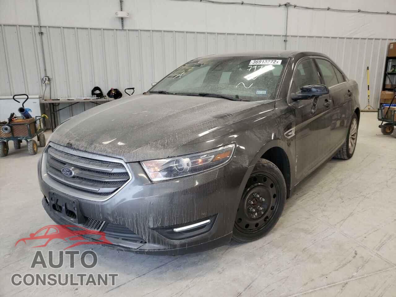 FORD TAURUS 2017 - 1FAHP2F86HG104587