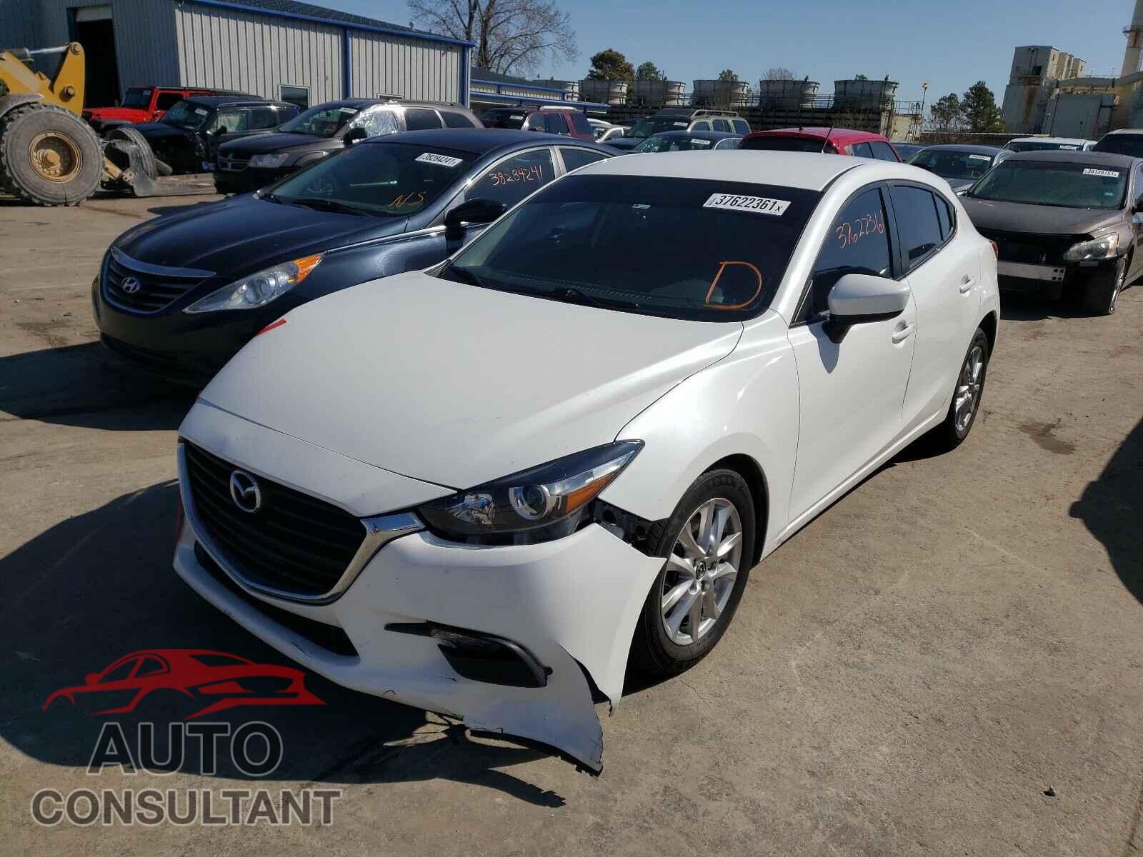MAZDA 3 2017 - JM1BN1K76H1122300