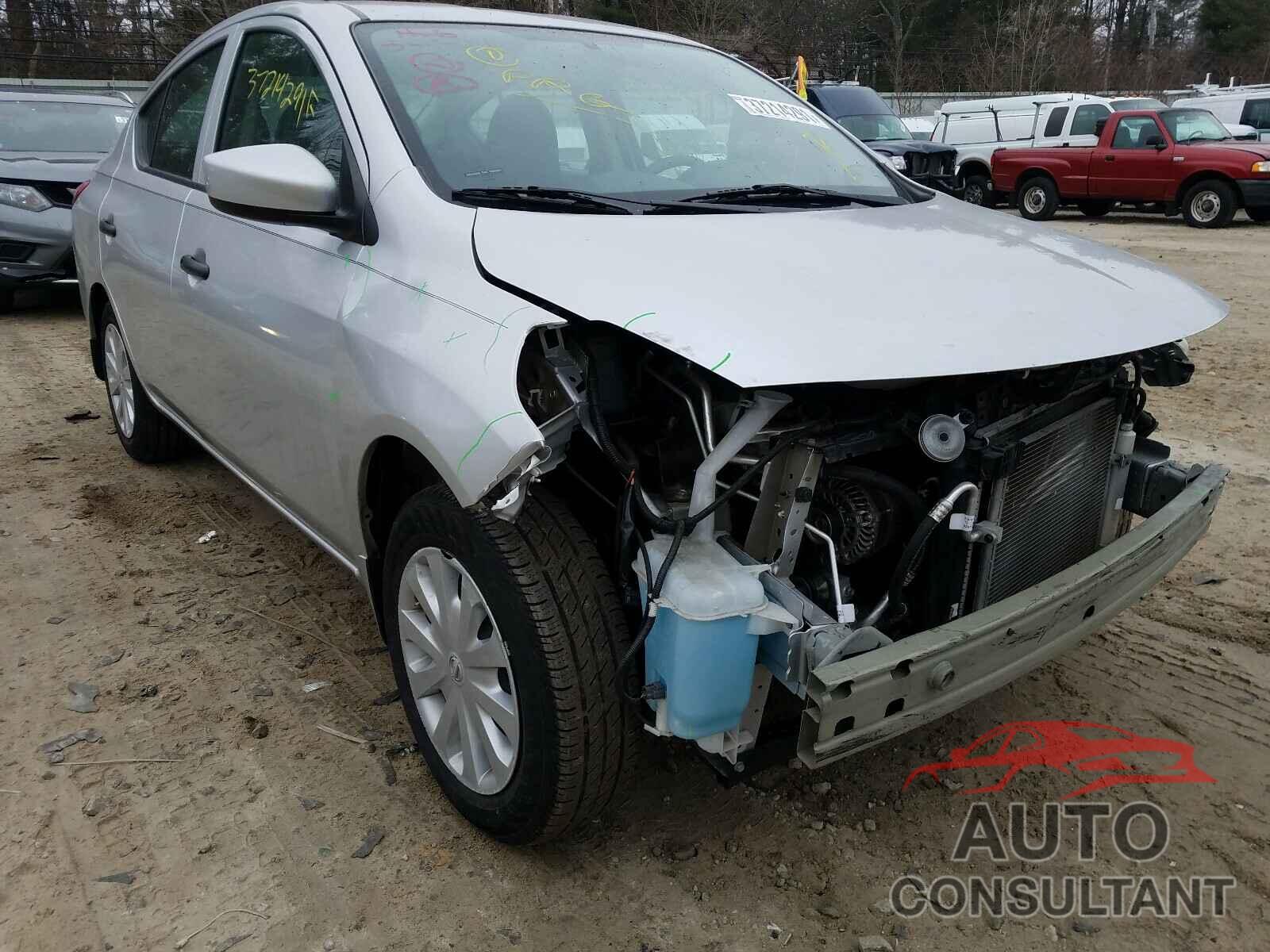 NISSAN VERSA 2017 - 3N1CN7AP0HL865510