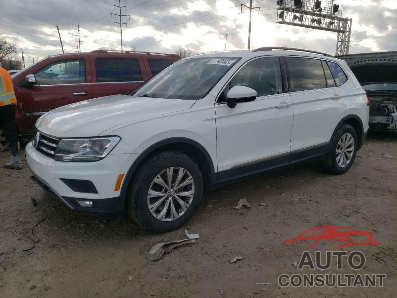 VOLKSWAGEN TIGUAN 2018 - 3VV2B7AXXJM026810