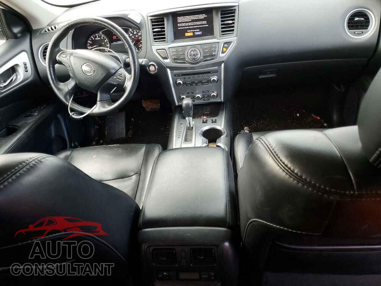 NISSAN PATHFINDER 2019 - 5N1DR2MN6KC625234