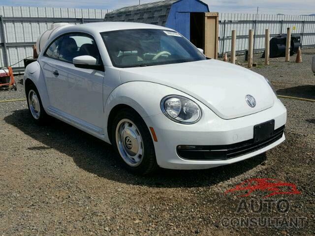 VOLKSWAGEN BEETLE 2016 - 3VWF17AT9GM635358