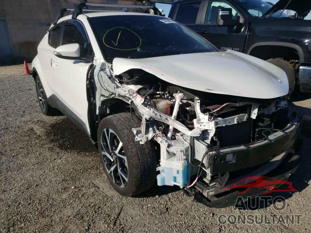 TOYOTA C-HR 2018 - NMTKHMBX3JR034255