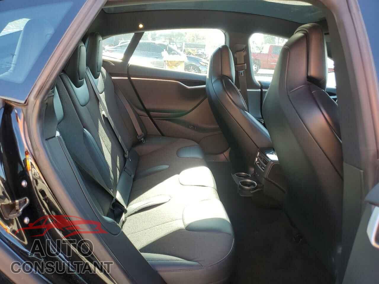 TESLA MODEL S 2017 - 5YJSA1E1XHF202550