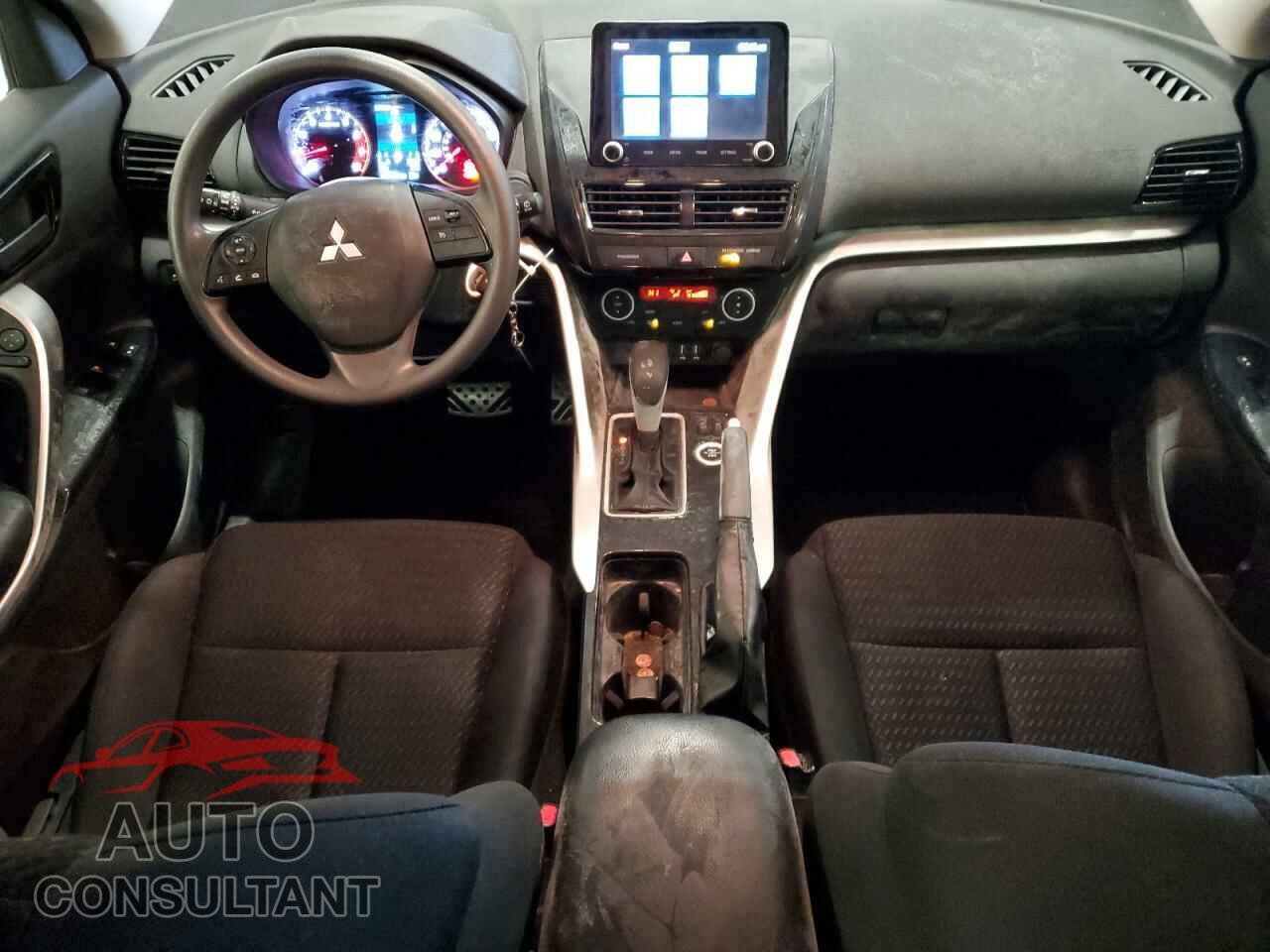 MITSUBISHI ECLIPSE 2022 - JA4ATVAA7NZ014829