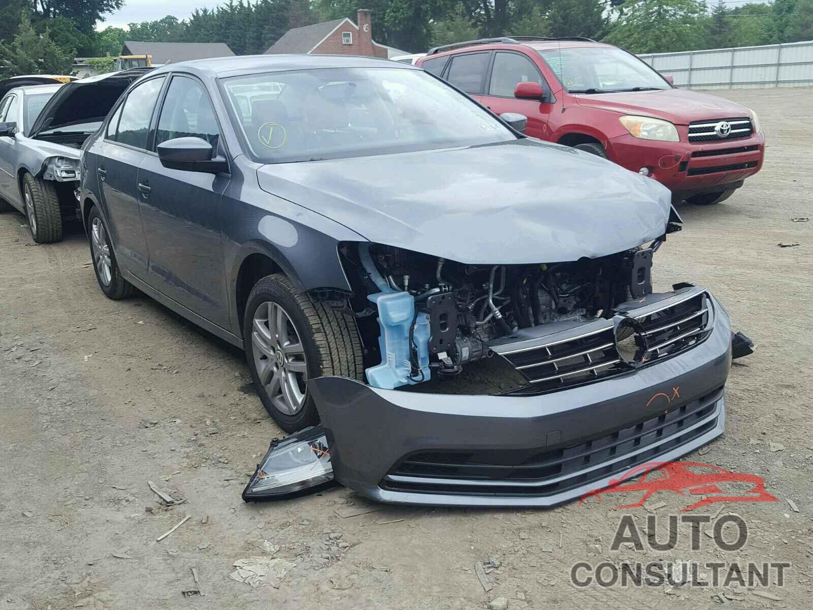 VOLKSWAGEN JETTA 2018 - 3VW2B7AJ0JM259022