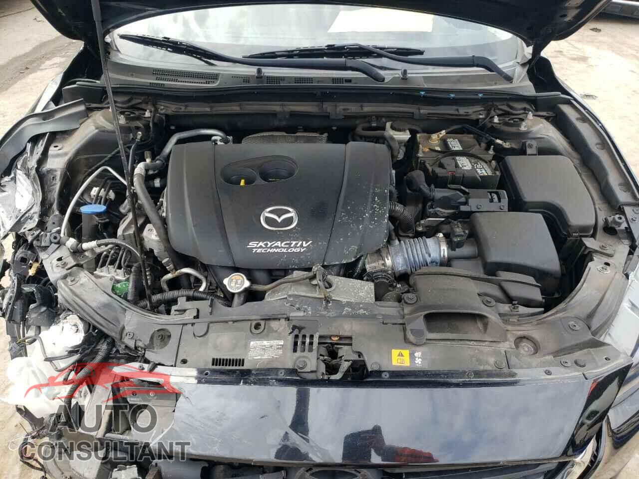 MAZDA 3 2017 - 3MZBN1V72HM114092