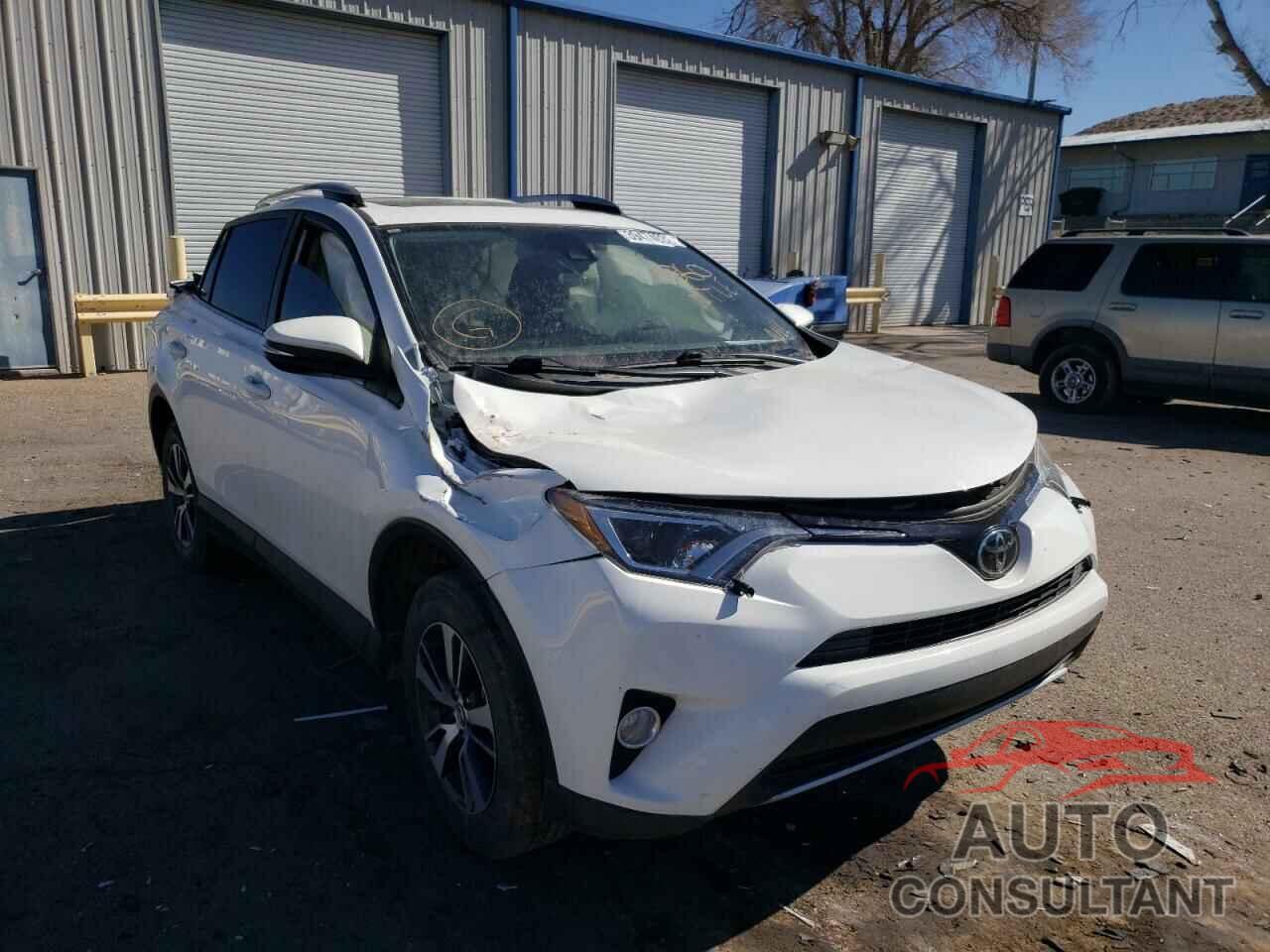 TOYOTA RAV4 2018 - JTMRFREV4JJ749281