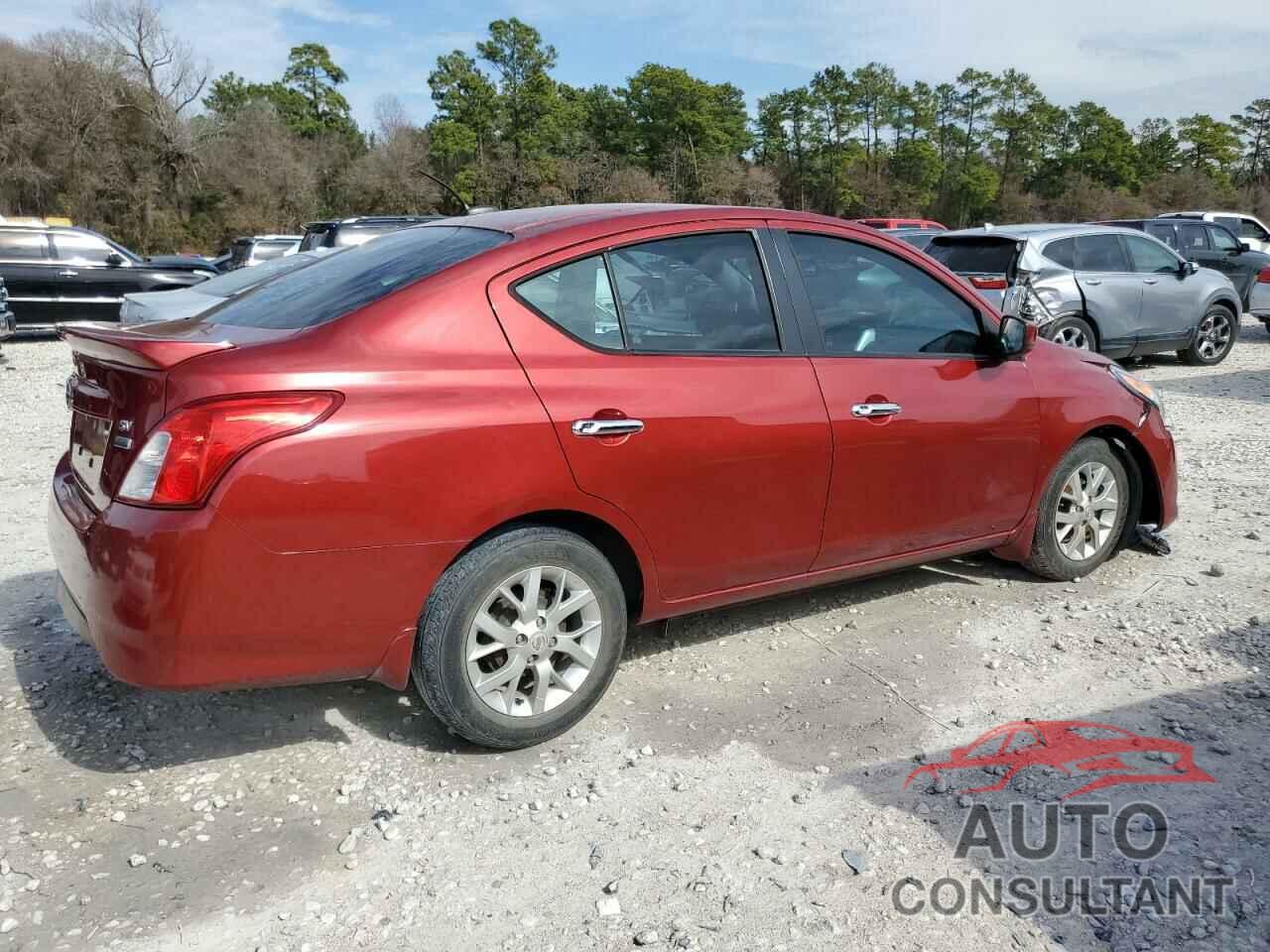 NISSAN VERSA 2018 - 3N1CN7AP8JL802922