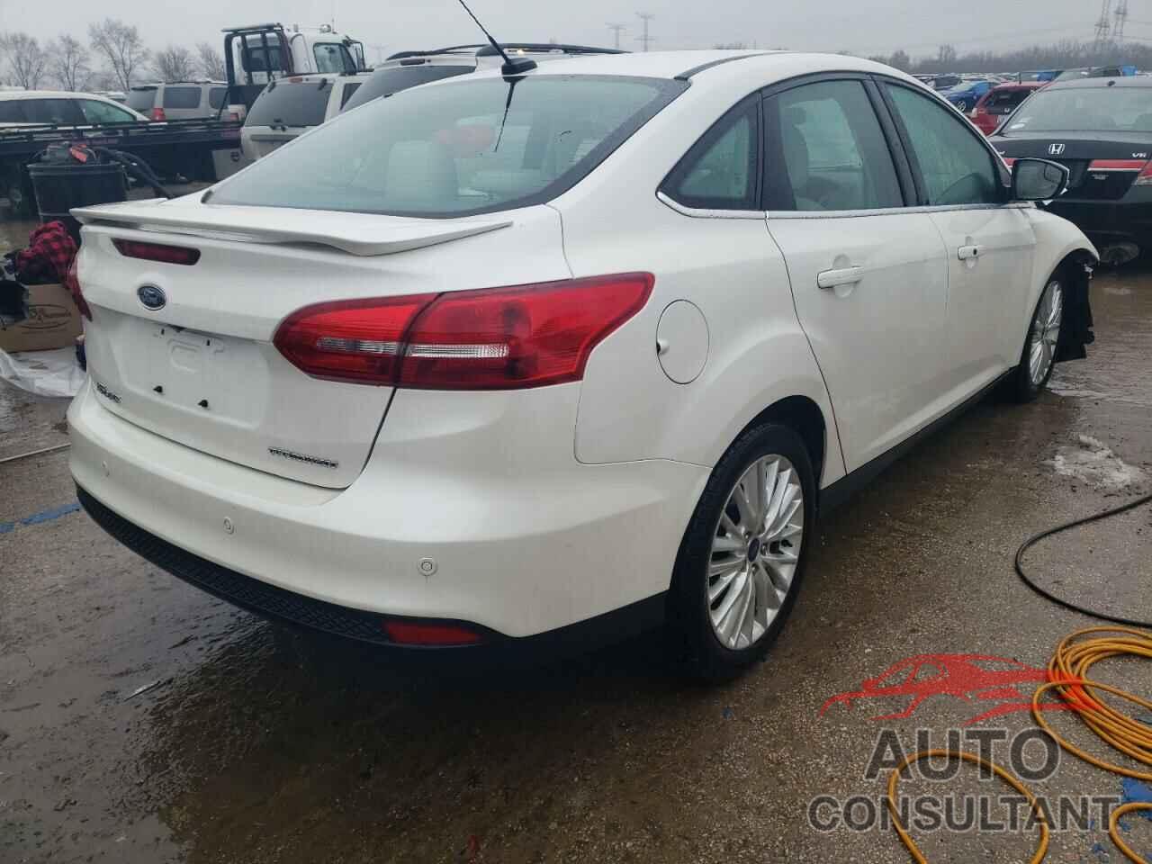 FORD FOCUS 2018 - 1FADP3J26JL314675