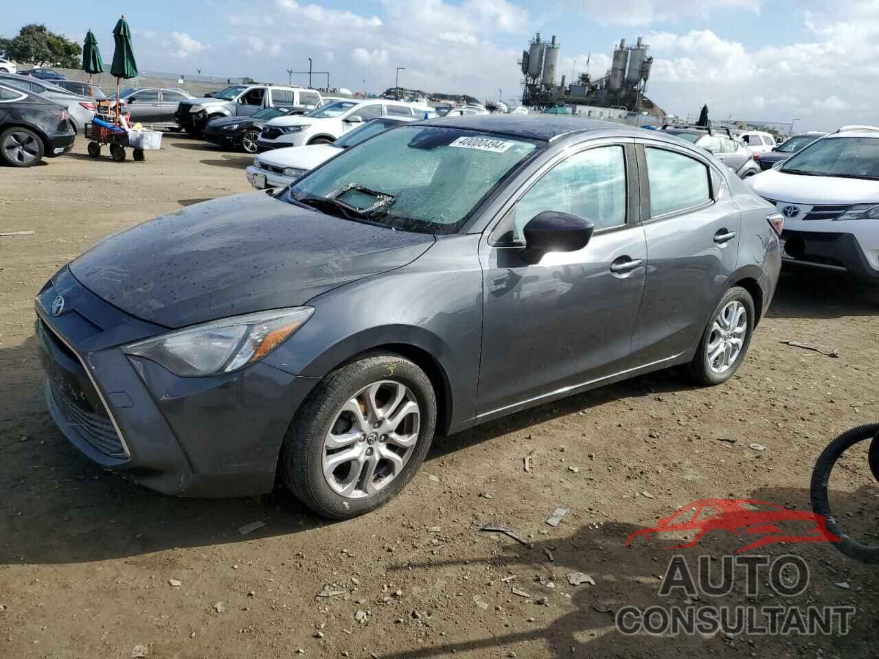 TOYOTA YARIS 2017 - 3MYDLBYV3HY165631