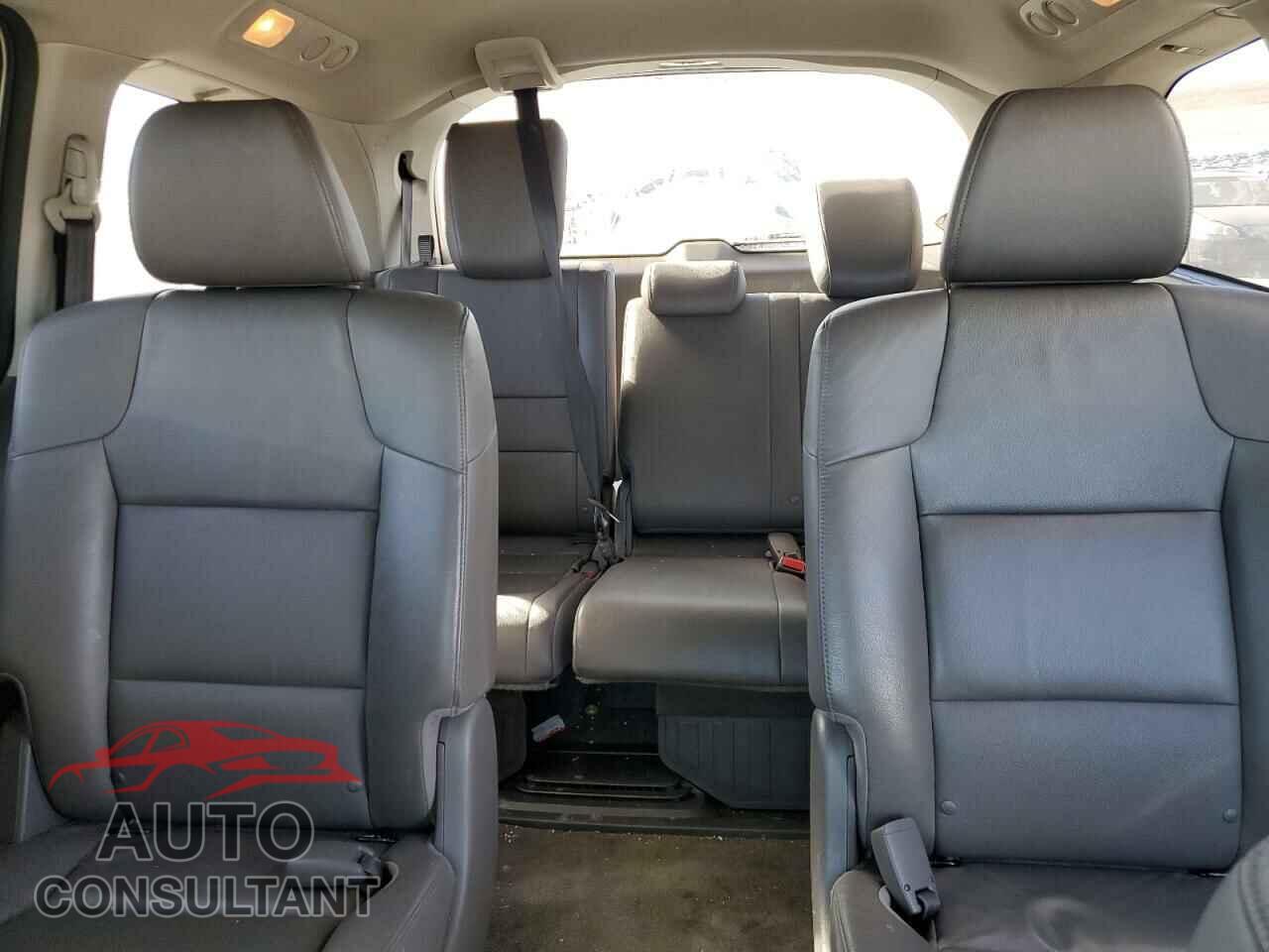 HONDA ODYSSEY 2015 - 5FNRL5H62FB109493