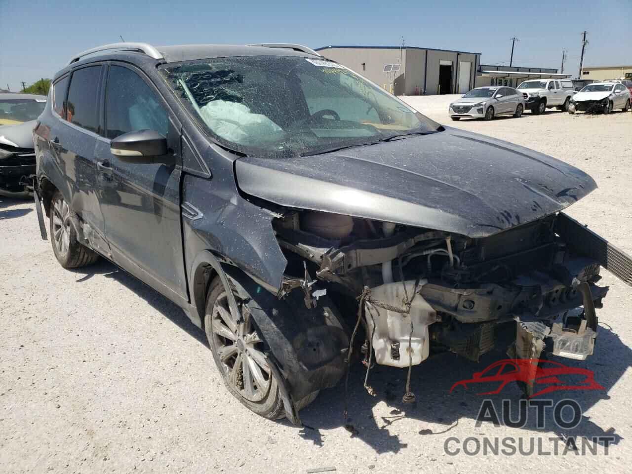 FORD ESCAPE 2017 - 1FMCU0J97HUC13882