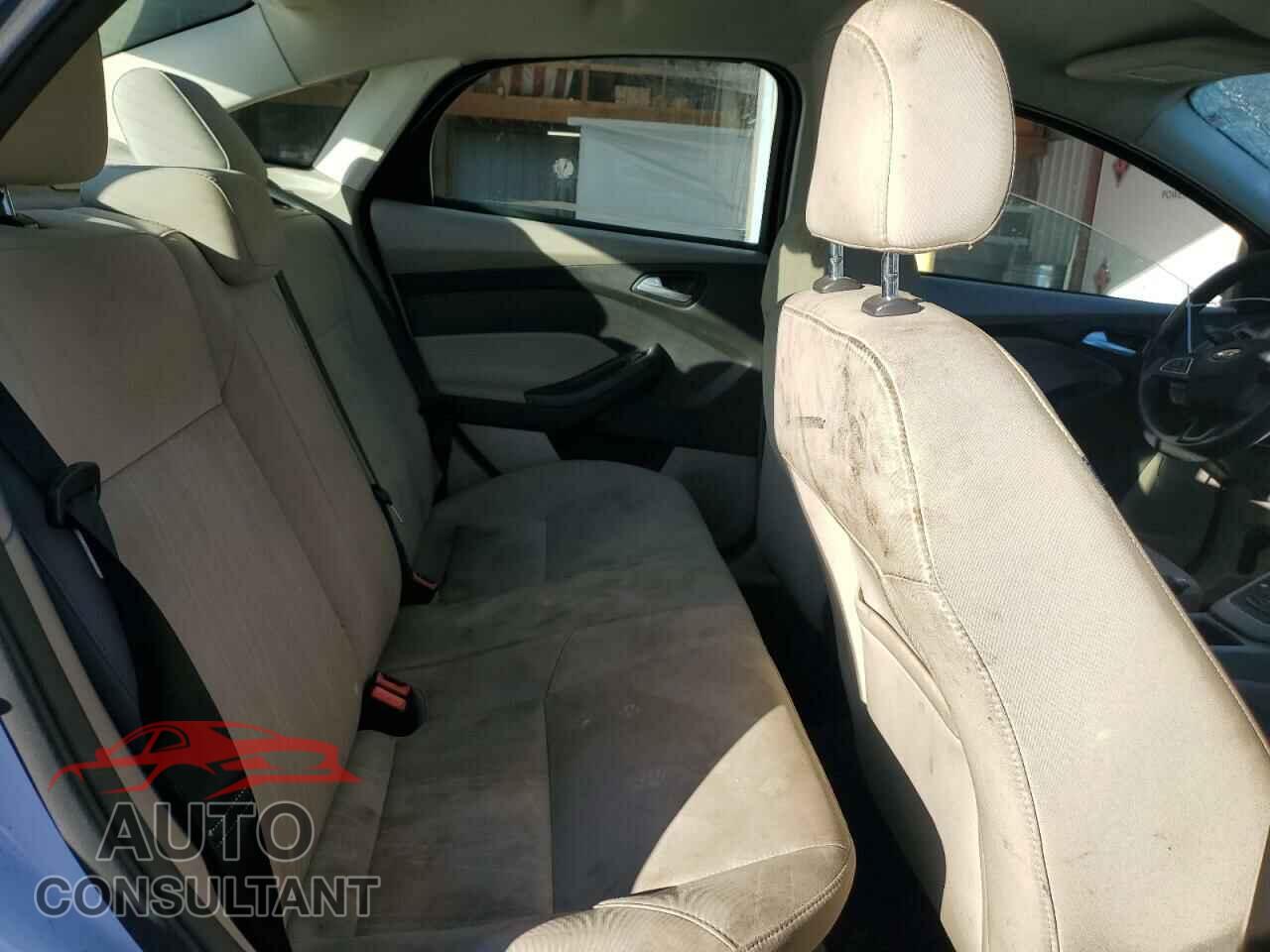 FORD FOCUS 2016 - 1FADP3F20GL239487