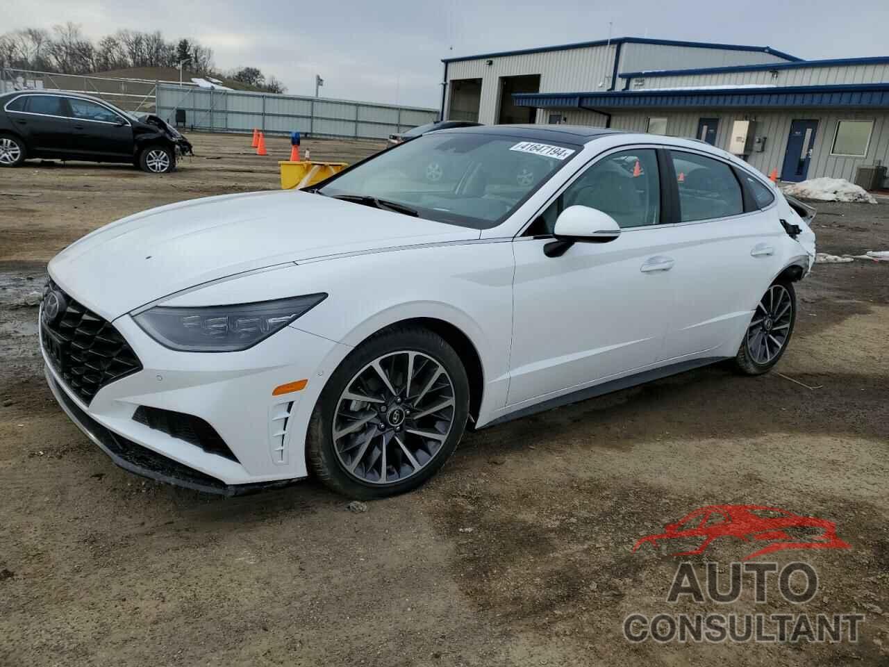 HYUNDAI SONATA 2023 - KMHL34J2XPA268890