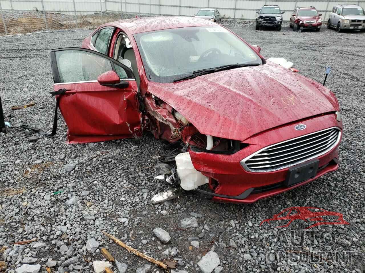 FORD FUSION 2019 - 3FA6P0HDXKR163180