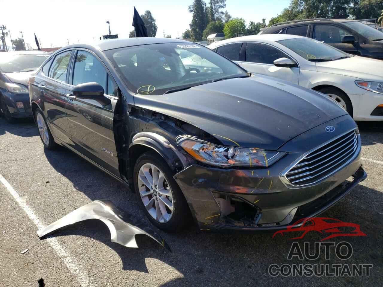 FORD FUSION 2019 - 3FA6P0LU5KR151817