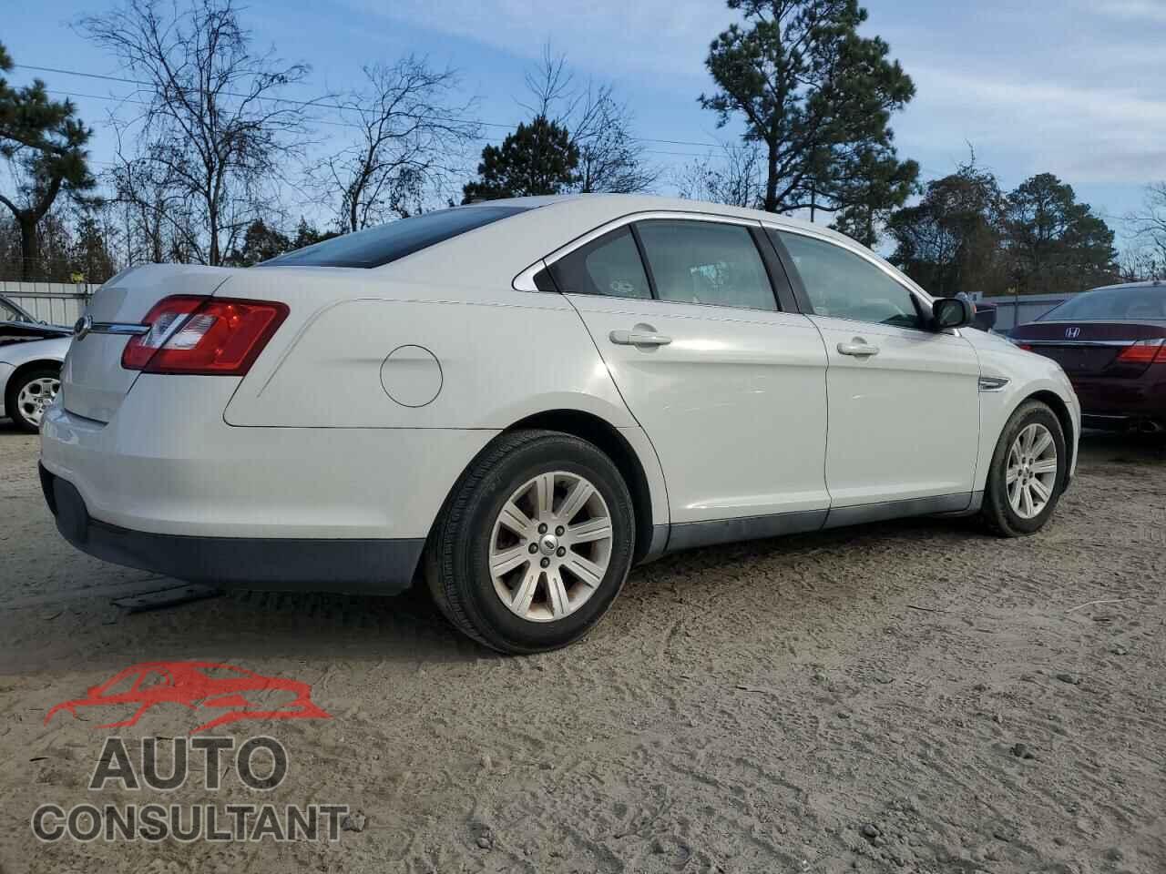 FORD TAURUS 2011 - 1FAHP2DW3BG148653
