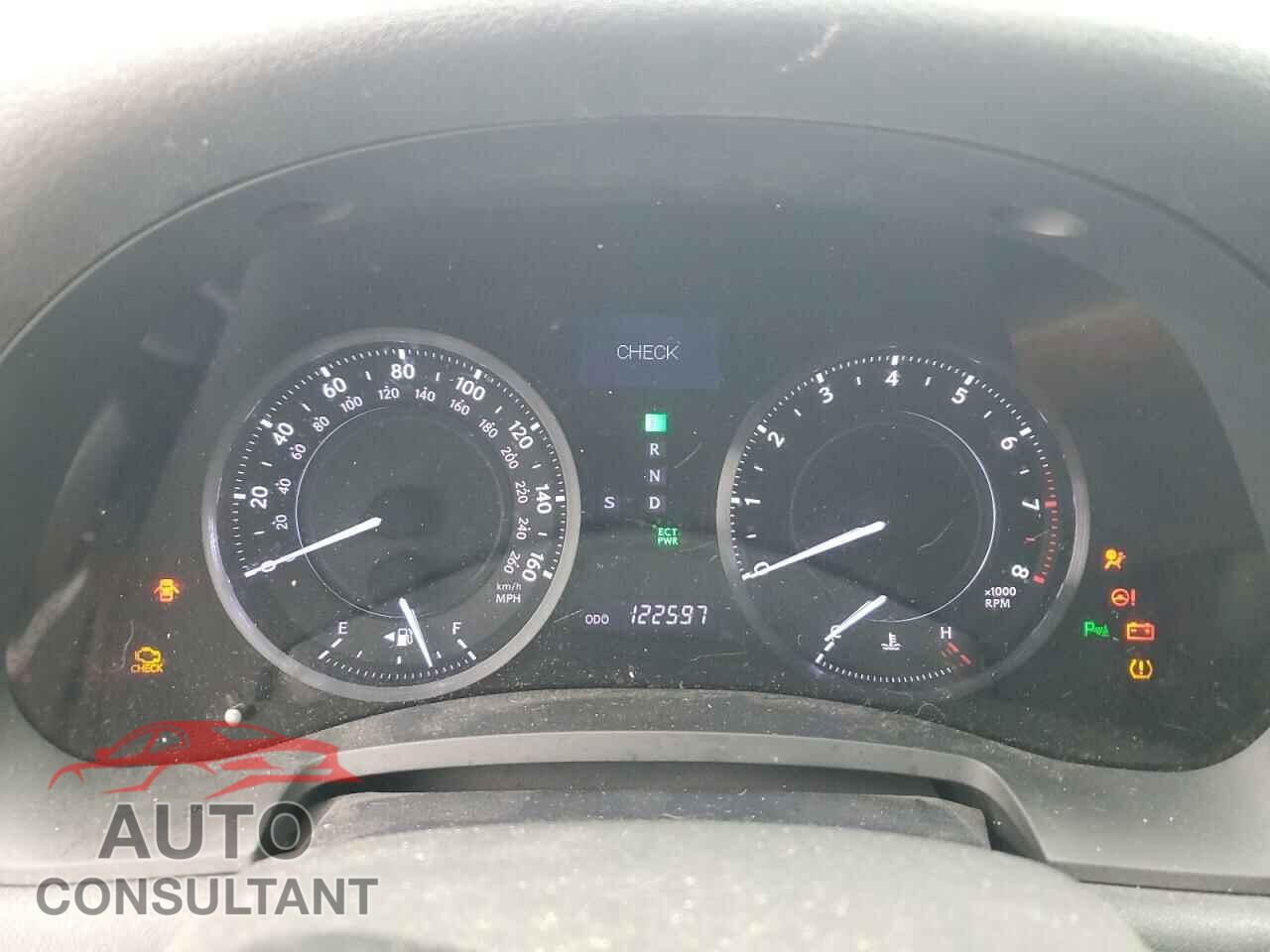 LEXUS IS 2014 - JTHFF2C21E2529906
