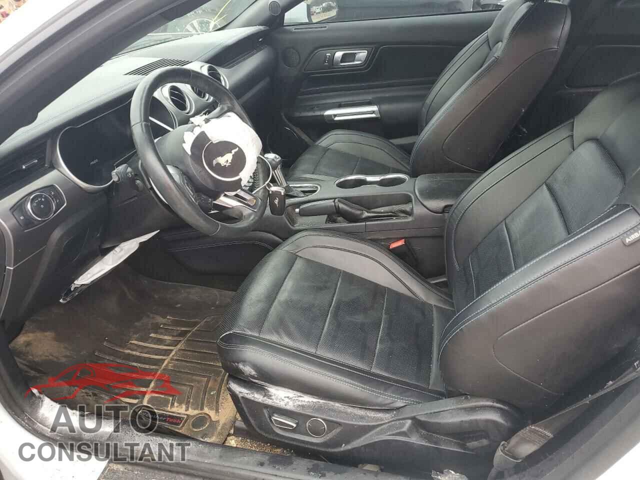 FORD MUSTANG 2018 - 1FA6P8TH3J5113795